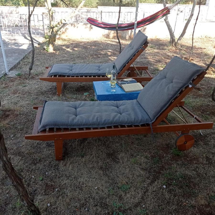 My Mediterranean Villa With Huge Garden And Own Parking Λομπάρδα Εξωτερικό φωτογραφία